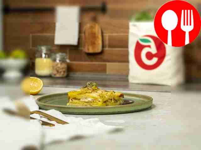 Французский картофель в молоке со свежей зеленью