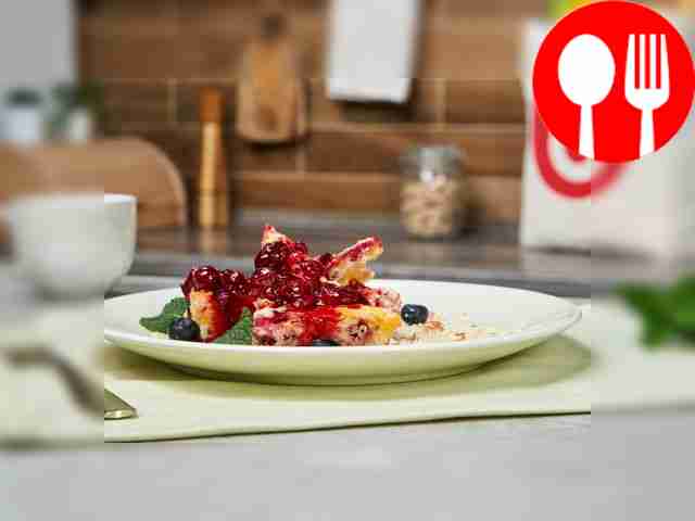 Ягодная запеканка с брусникой