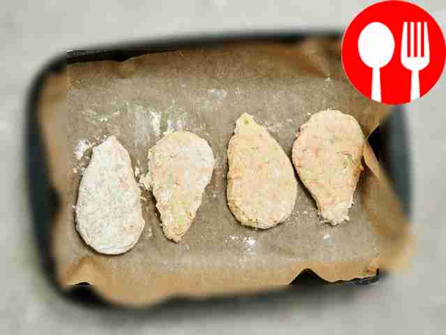 Bake the cutlets. Place the prepared cutlets...