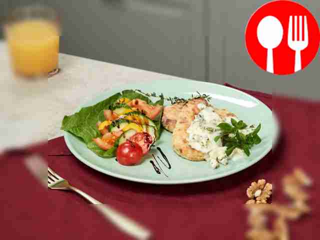 Place the finished minced chicken cutlets on a...