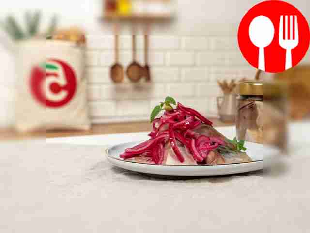 Marinated mackerel with onion and vinegar