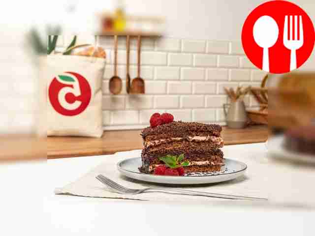 Шоколадный слоеный торт