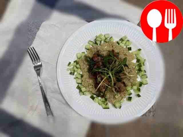 Киноа с индейкой и овощами