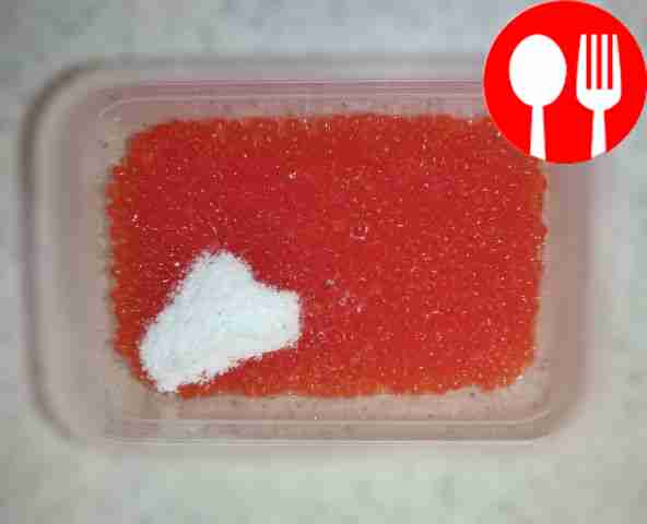 Mix caviar and salt in a deep plate. Mix well...