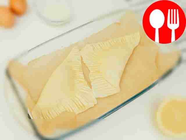 Brush the puff pastries with the egg mixture.