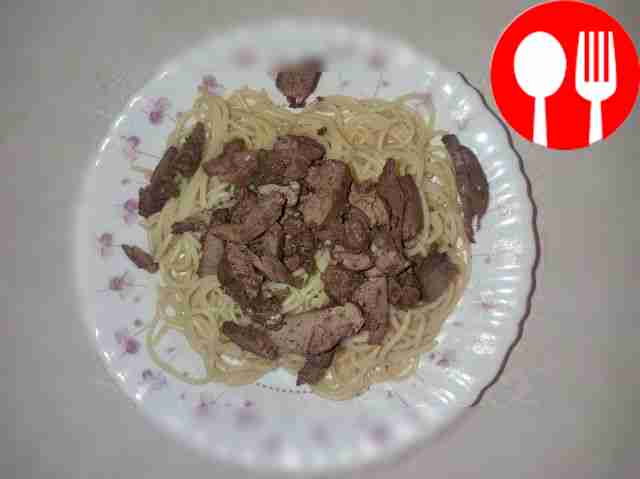 Pasta with chicken liver