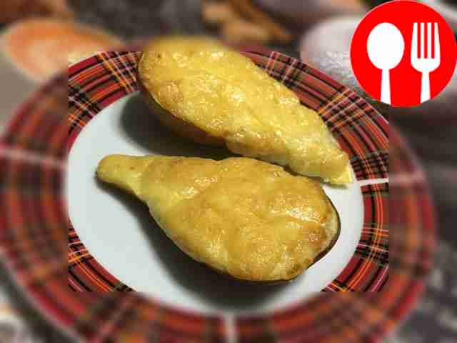 Shrimp baked in pear