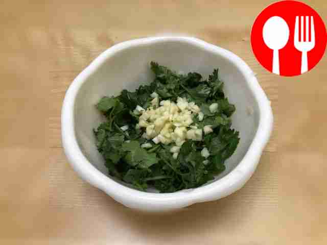 За несколько минут до окончания приготовления...