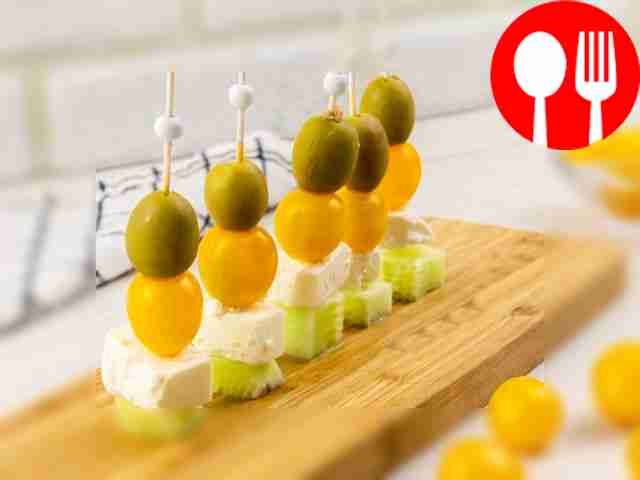 Канапе с оливками Canapes with olives