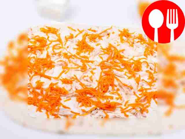 Spread the carrots evenly in the next layer,...