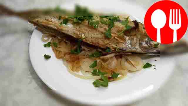 Скумбрия, запеченная с майонезом