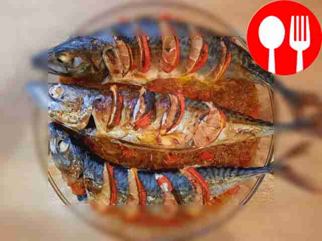 Праздничная скумбрия с овощами