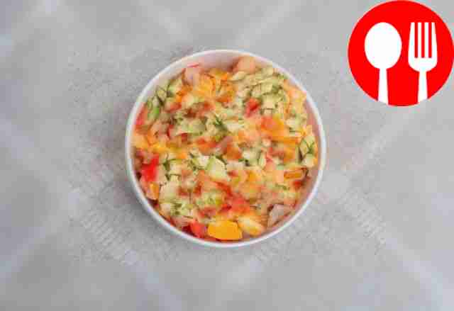 Яркая сальса с авокадо и манго