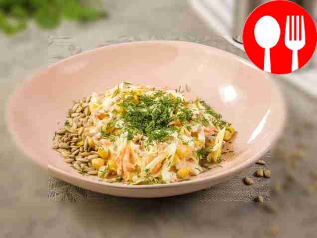 Хрустящий салат с кукурузой