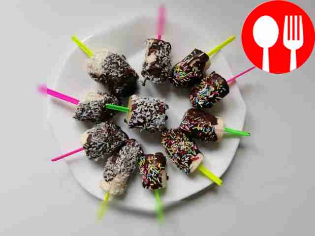 Шоколадное фондю с бананами