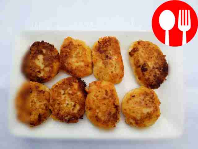 Домашние сырники с малиной