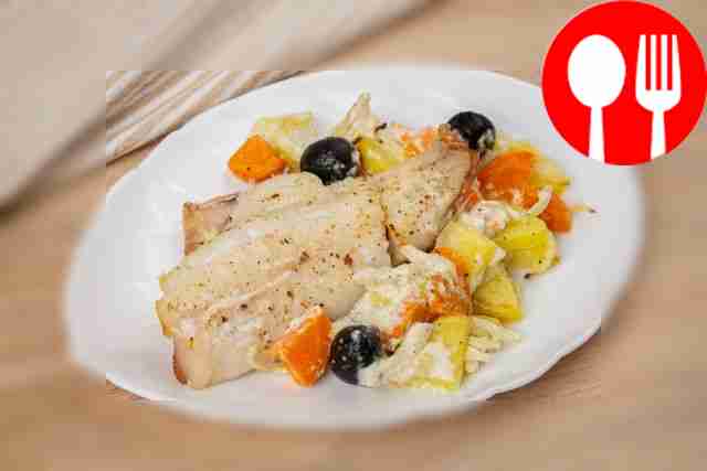 Окунь со сливками и майонезом