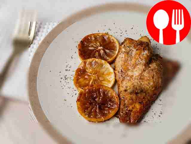 Окунь, запеченный в рукаве