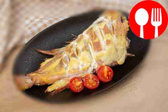 Perch in sour cream and mustard marinade