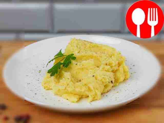 Картофельное пюре с яйцом