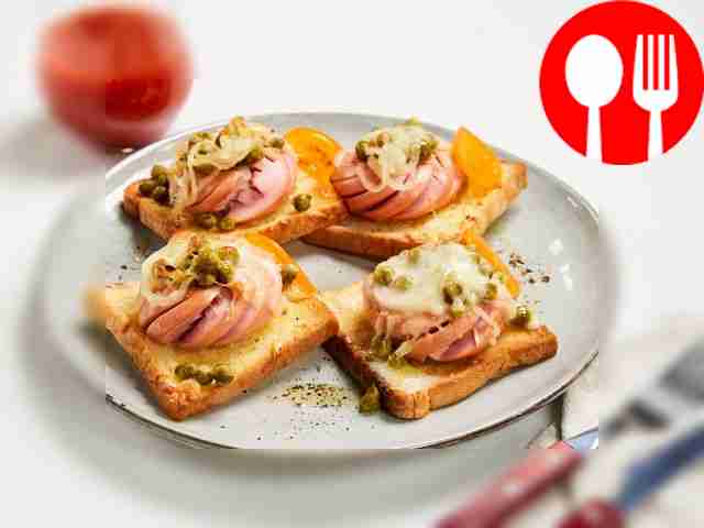 Тост с сосисками