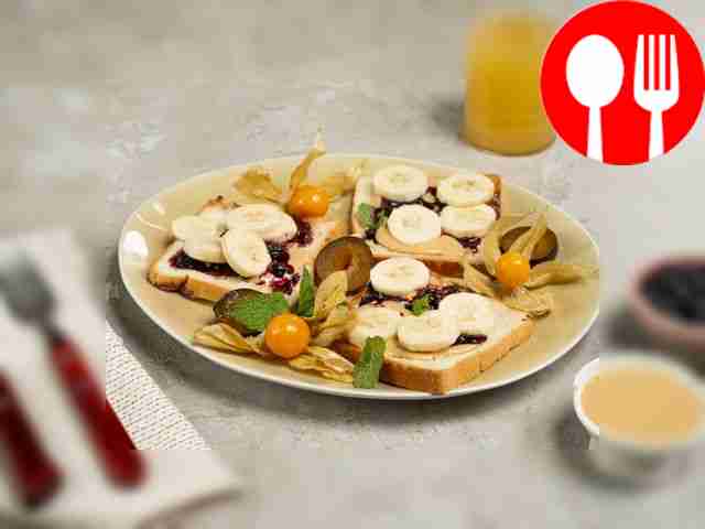 Тост с арахисовой пастой