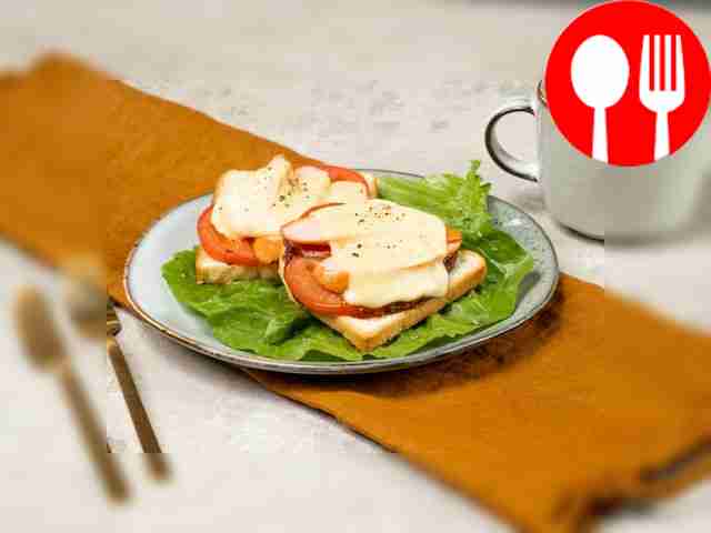 Тост с кетчупом