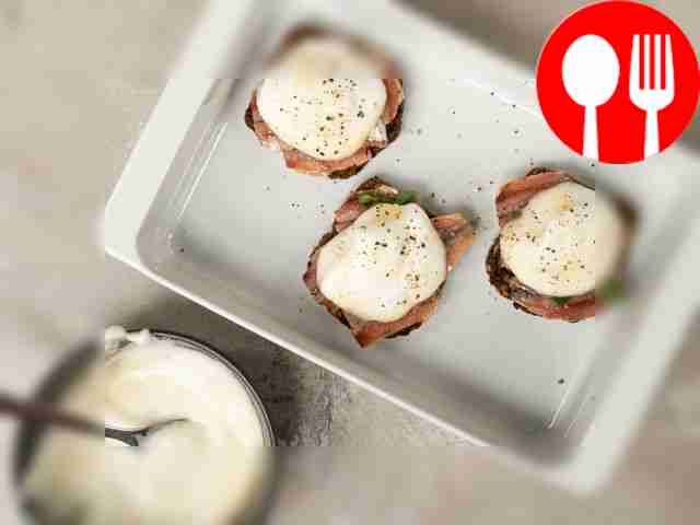 Prepare the dish. Place tomato slices on bread...