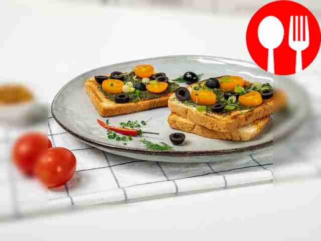 Тост с пармезаном