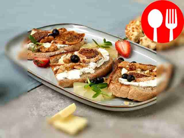 Тост с сушеным инжиром