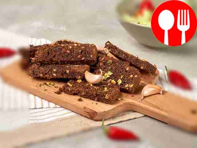 Тост с сушеным чесноком