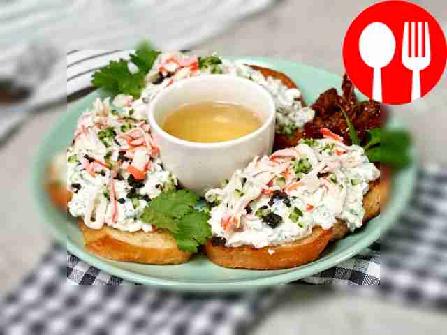 Тост с сыром фета