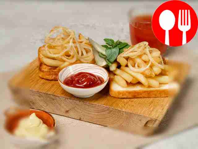 Тост с картофелем фри