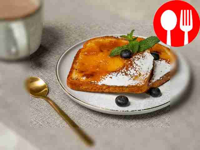 Тост с фруктовым мармеладом