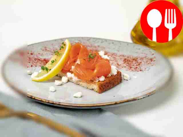 Тост с зернистым творогом