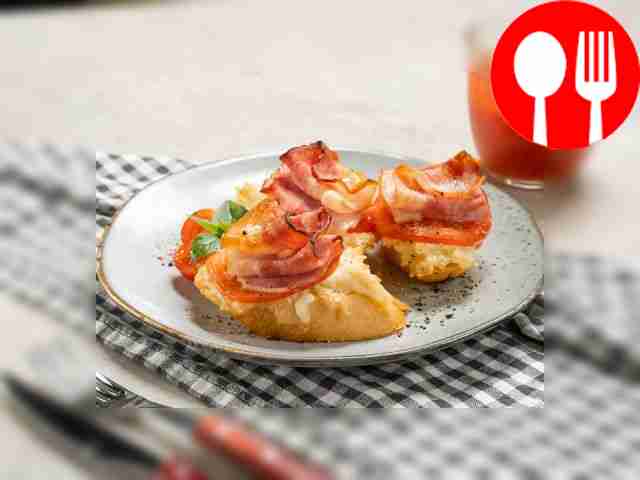 Тост с колбасным сыром