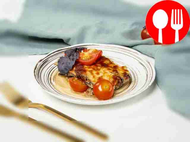 Moussaka with eggplant