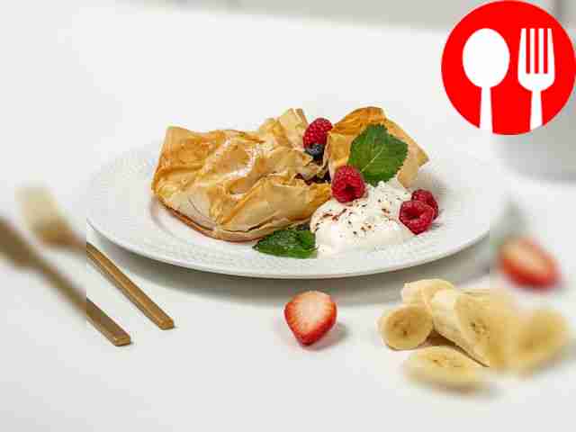 Фило со сливами