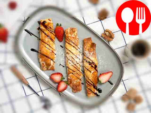 To serve, dust filo croissants with powdered sugar.