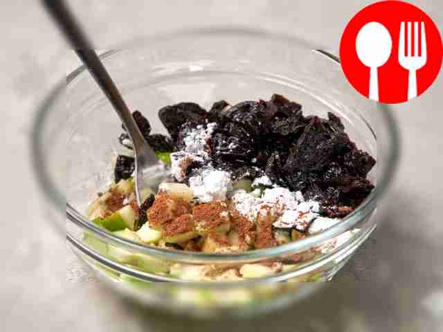 Prepare the filling. Mix chopped apples and...