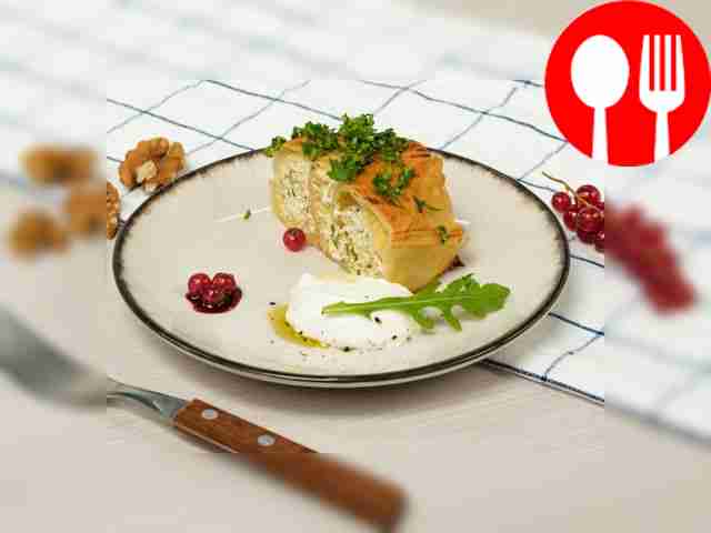 Фило с зеленым луком