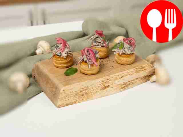 Волованы с грибами