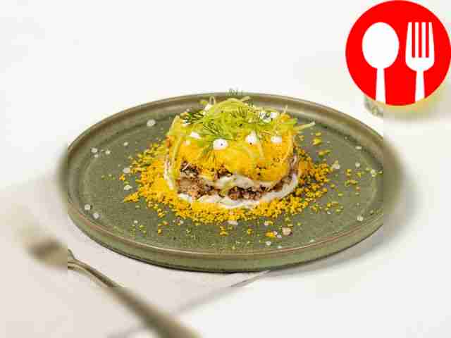 Рыбный салат со сливочным маслом Fish salad with butter