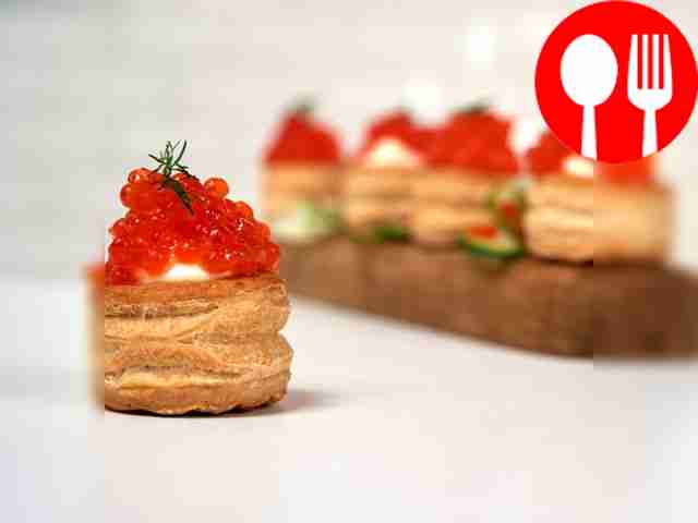 Vol-au-vent with red caviar and soft cream cheese