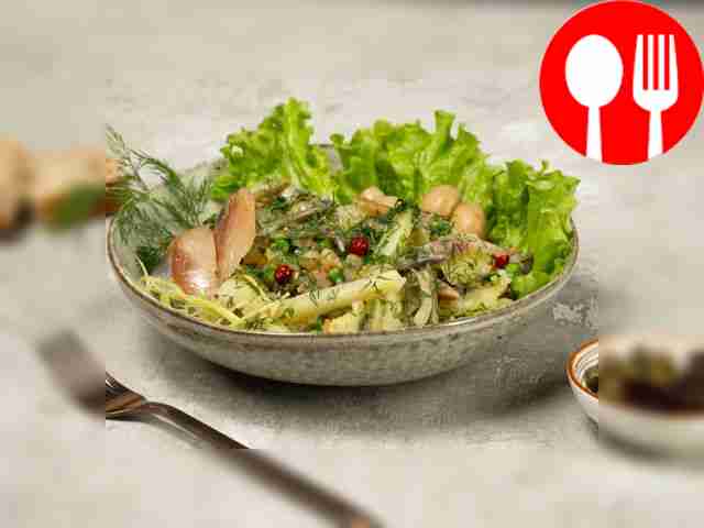 Соленый рыбный салат