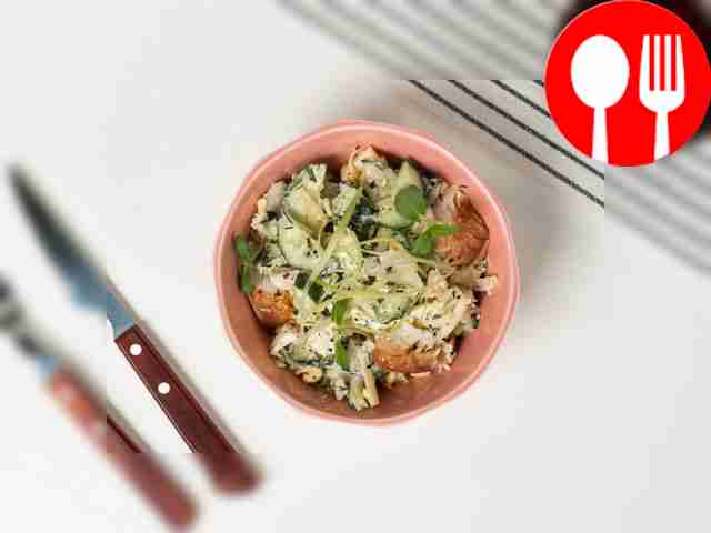 Place a cylindrical glass in the middle of the...