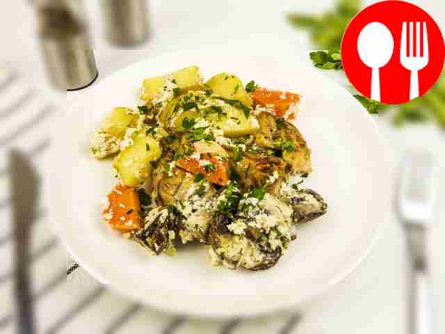 Кролик с картошкой