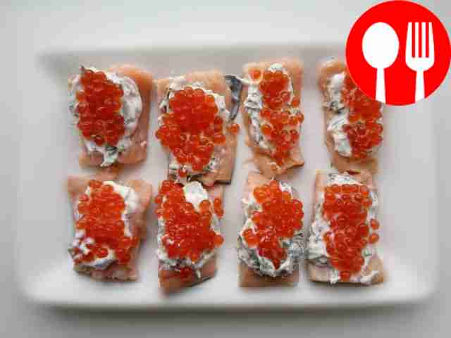 Quick appetizer with trout and red caviar