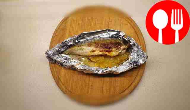Скумбрия, запеченная в фольге