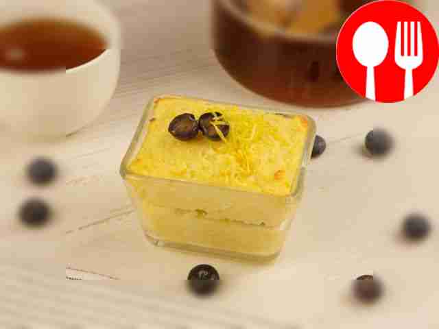 Cottage cheese casserole with blueberries